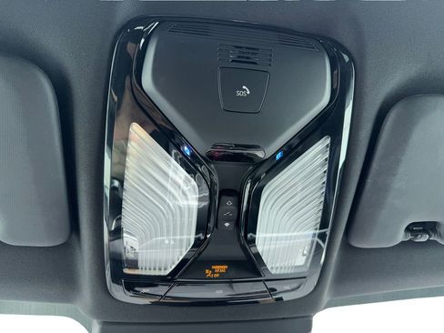 Used 2024 BMW X5 sDrive40i w/ Premium Package image 45