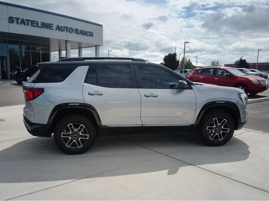 Used 2026 GMC Terrain AT4 AWD/4WD image 2