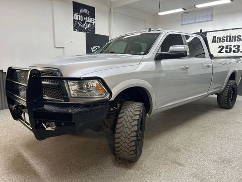 Used 2016 RAM 3500 Laramie w/ Convenience Group image 3