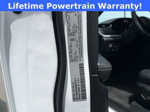 Used 2025 Jeep Grand Cherokee L Altitude image 26