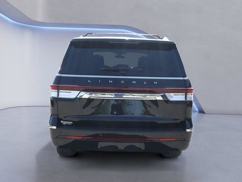 Certified 2024 Lincoln Navigator Reserve AWD/4WD image 6