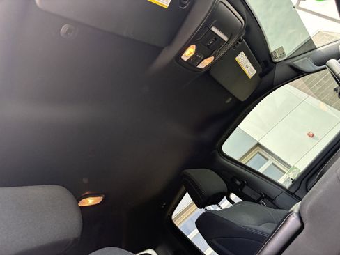 Used 2022 RAM 1500 Tradesman w/ SXT Appearance Group AWD/4WD image 22