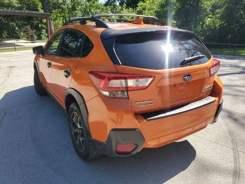 Used 2019 Subaru Crosstrek 2.0i Premium w/ Popular Package #3 AWD/4WD image 4
