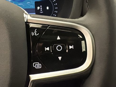 New 2026 Volvo XC60 B5 Plus w/ Climate Package AWD/4WD image 14