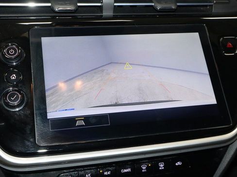 Used 2022 Chevrolet Bolt EUV LT w/ Driver Confidence Package image 3