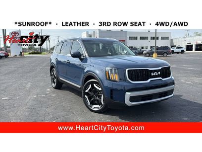 Used 2024 Kia Telluride EX w/ EX Captain's Chair Package