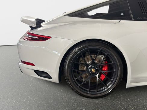Used 2019 Porsche 911 Targa 4 GTS AWD/4WD image 20