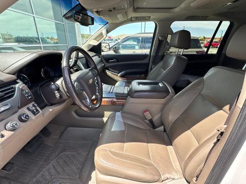 Used 2018 Chevrolet Suburban Premier AWD/4WD image 13