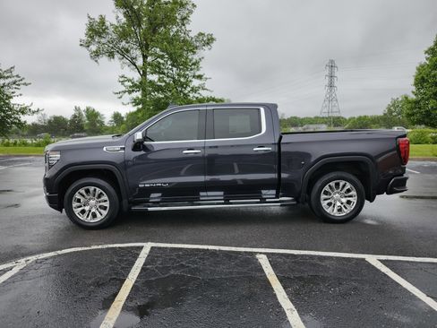 Used 2022 GMC Sierra 1500 Denali AWD/4WD image 16