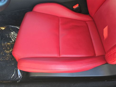 Certified 2022 Jaguar F-TYPE R image 27