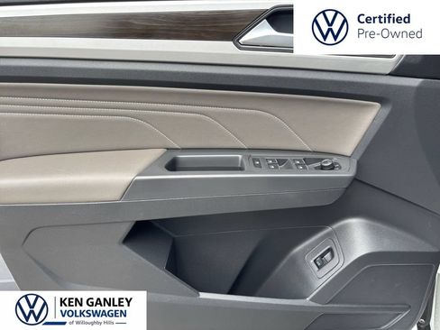 Certified 2023 Volkswagen Atlas SE w/ Panoramic Sunroof Package AWD/4WD image 26