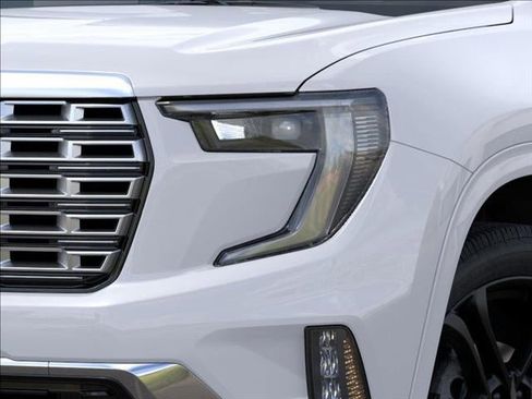 New 2026 GMC Acadia Denali w/ Super Cruise Package image 10