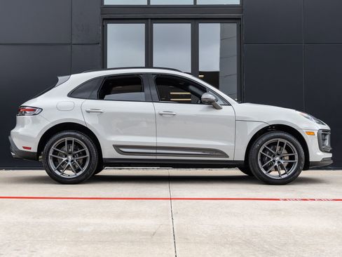 New 2026 Porsche Macan Turbo AWD/4WD image 12