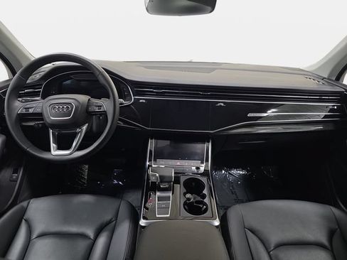 Used 2023 Audi Q7 2.0T Premium w/ Convenience Package AWD/4WD image 9
