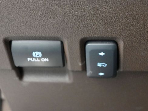 Used 2024 Ford F250 King Ranch w/ FX4 Off-Road Package image 23