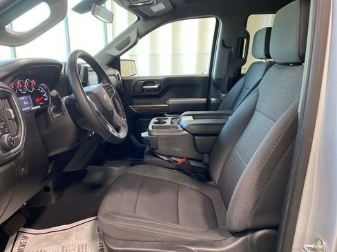 Used 2022 Chevrolet Silverado 1500 LT AWD/4WD image 16