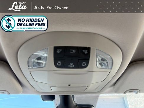 Used 2022 Chrysler Pacifica Touring-L FWD image 11