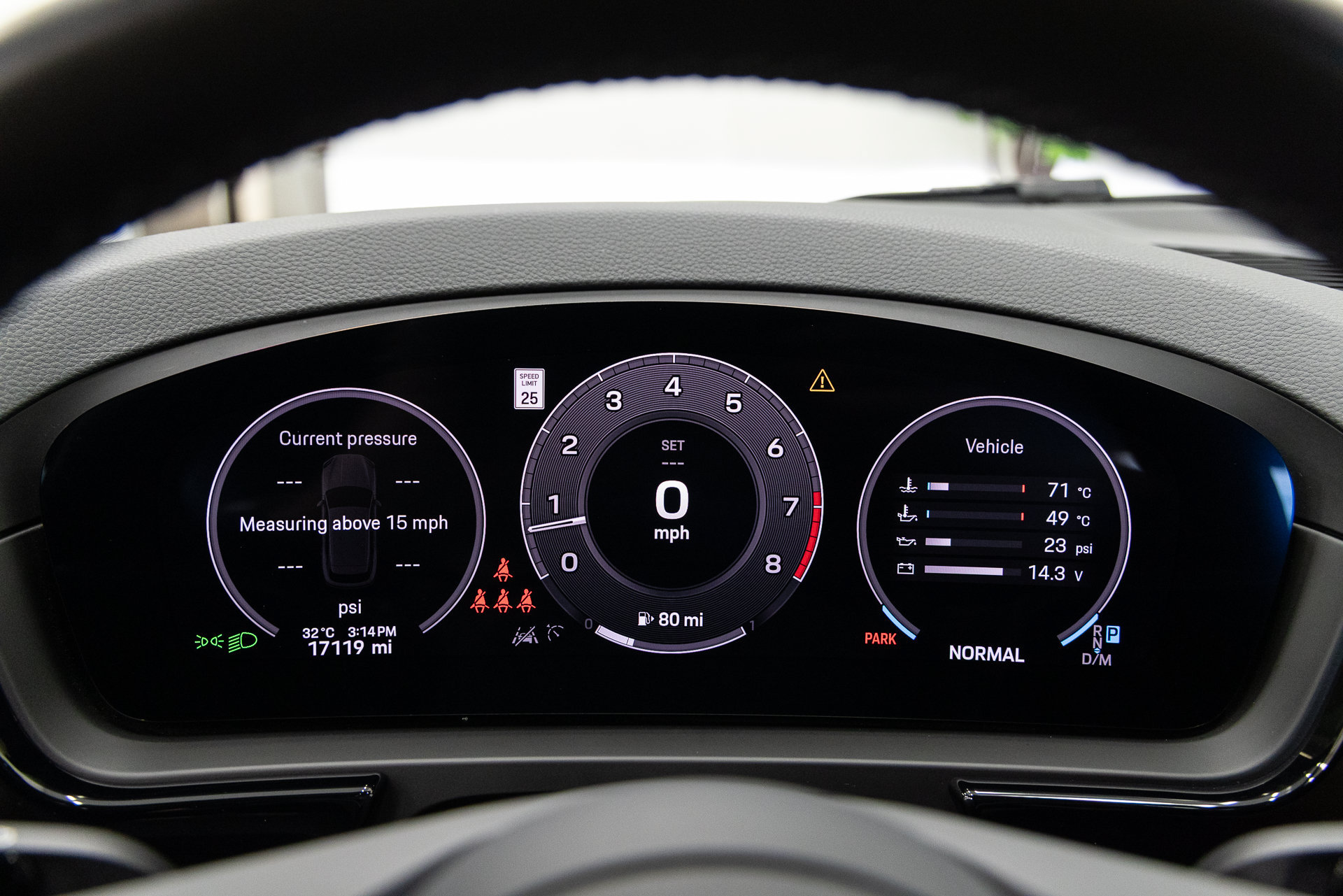 Used 2024 Porsche Cayenne S AWD/4WD image 17