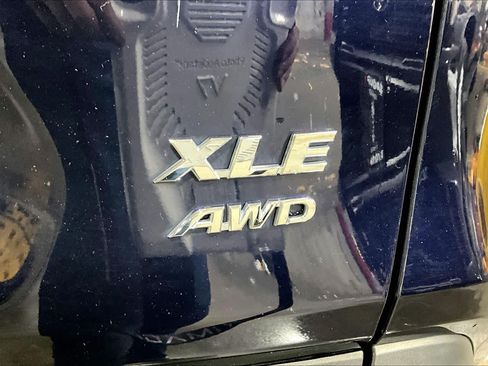 Used 2023 Toyota RAV4 XLE w/ Convenience Package AWD/4WD image 10
