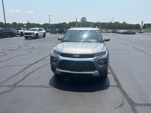 Used 2023 Chevrolet TrailBlazer LT FWD image 5