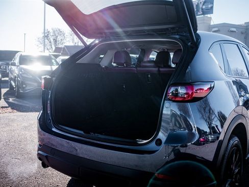 Used 2023 MAZDA CX-5 Carbon Edition image 35
