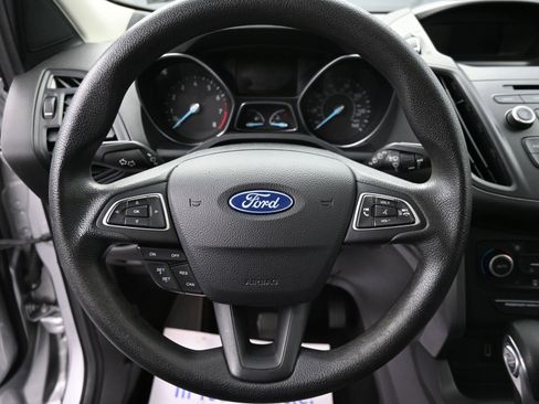 Used 2018 Ford Escape SE image 11