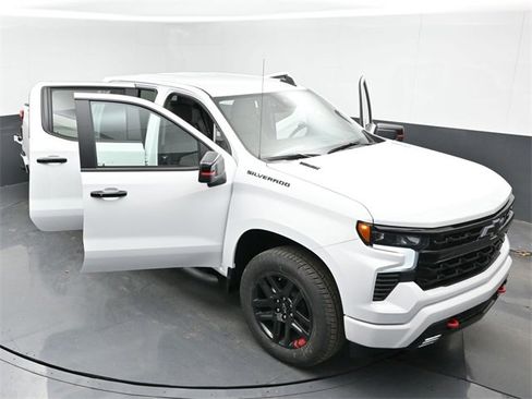 Used 2025 Chevrolet Silverado 1500 RST w/ Redline Edition image 44