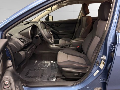 Used 2023 Subaru Crosstrek 2.0i Premium AWD/4WD image 9