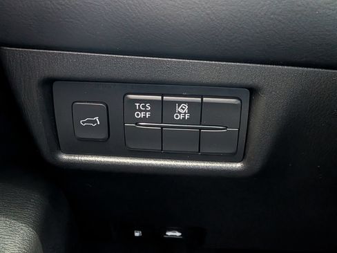 Used 2020 MAZDA CX-5 Touring FWD image 18