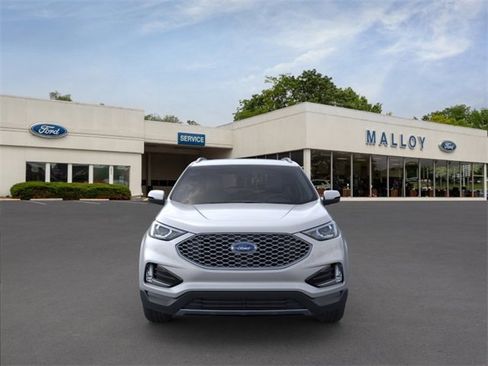 Used 2023 Ford Edge SEL w/ Convenience Package image 6