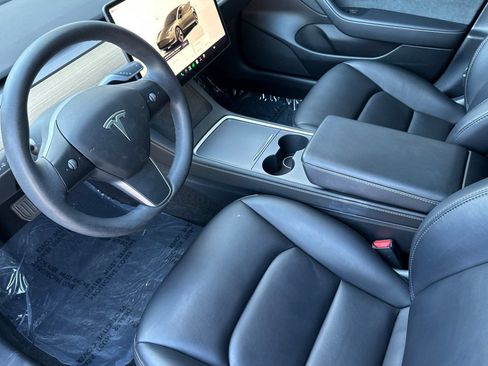 Used 2023 Tesla Model 3 Standard Range RWD image 10