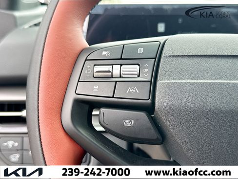 New 2026 Kia Sportage SX image 36