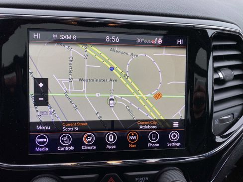 Used 2020 Jeep Grand Cherokee Overland image 14