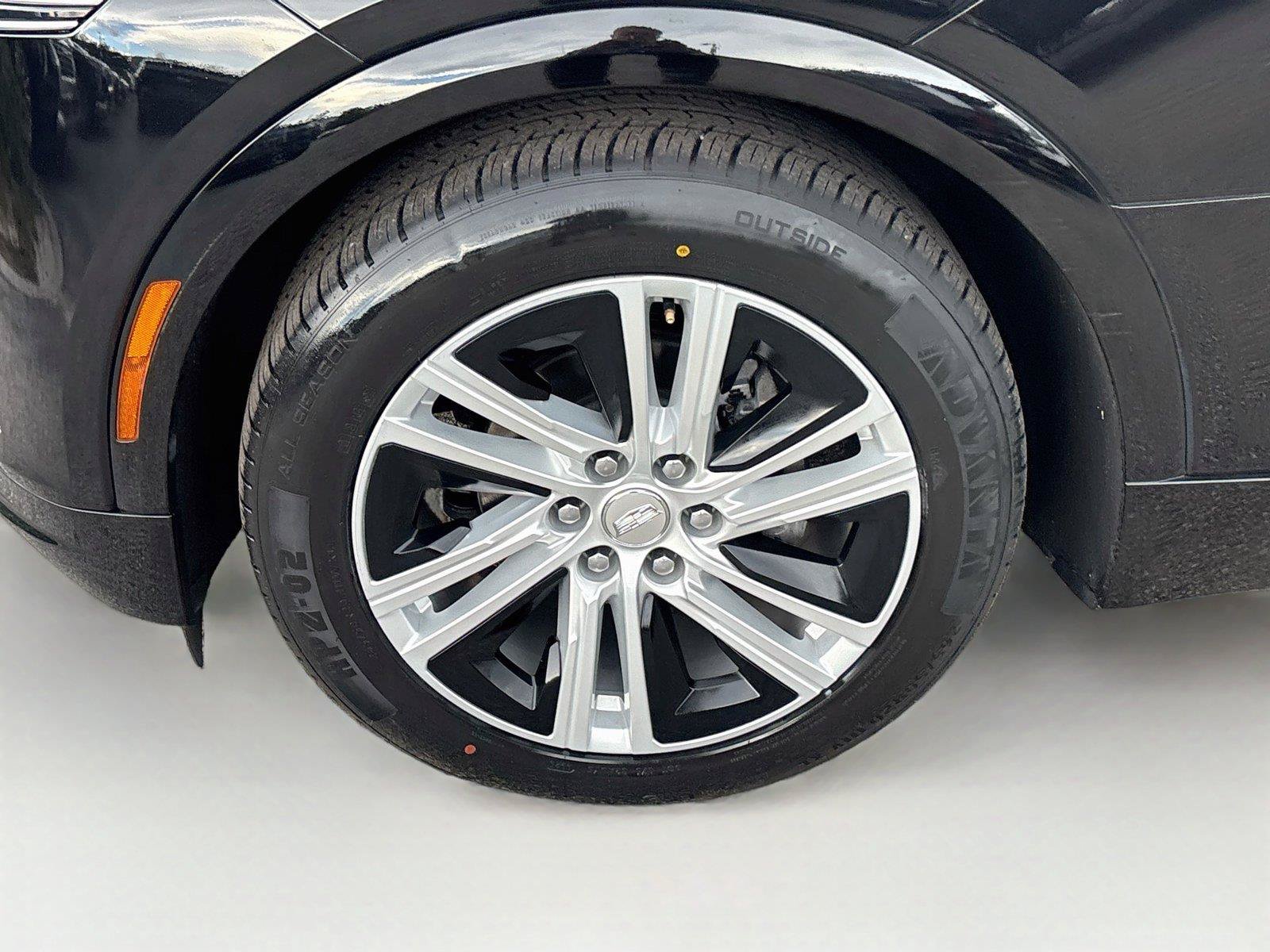 Used 2024 Cadillac Lyriq Tech RWD image 30