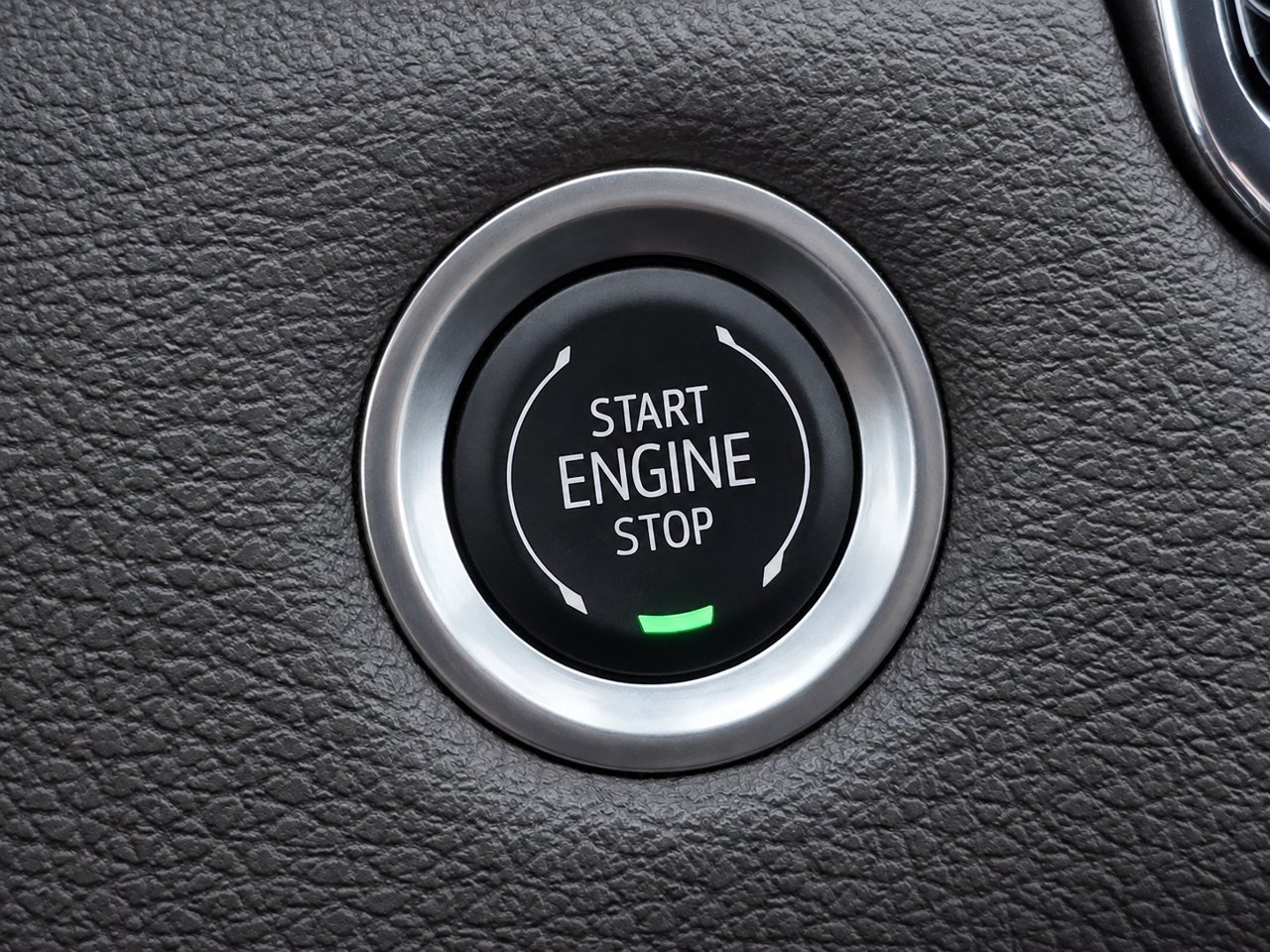 Used 2024 GMC Canyon Denali AWD/4WD image 25