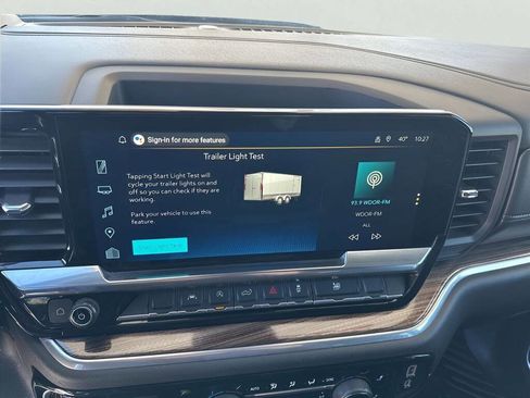 Used 2025 Chevrolet Silverado 1500 LT image 32