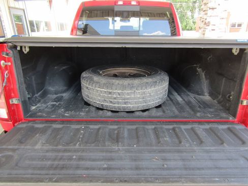 Used 2019 RAM 1500 Classic SLT w/ Luxury Group AWD/4WD image 15