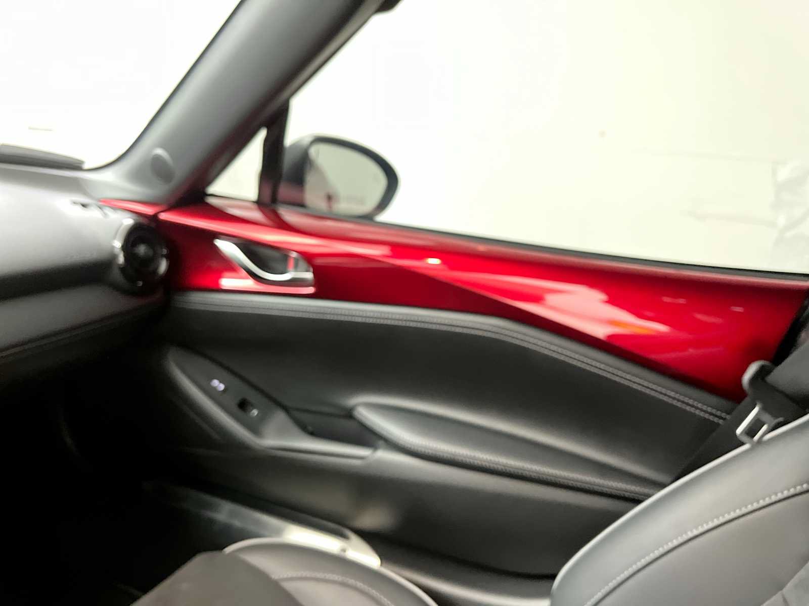 Used 2024 MAZDA MX-5 Miata RF Club w/ Interior Package RWD image 11
