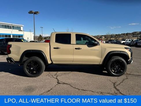 Used 2023 Chevrolet Colorado Trail Boss w/ Advanced Trailering Package image 9