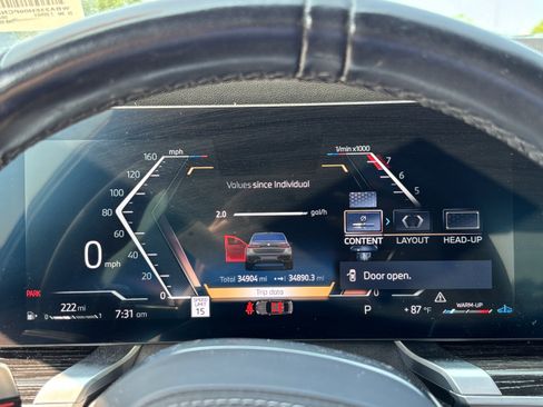 Used 2023 BMW 740i w/ Parking Assistance Package RWD image 21