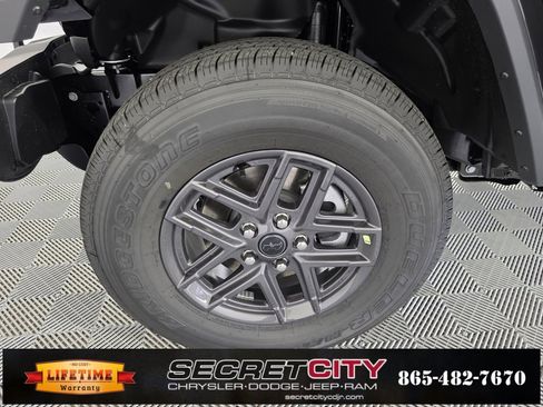 New 2025 Jeep Gladiator Sport image 9