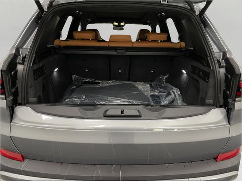 New 2026 BMW X5 xDrive40i image 5
