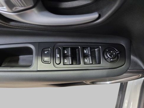 Used 2023 Jeep Renegade Limited w/ Sun/Sound Group image 31