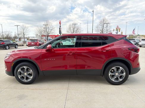 Used 2025 Chevrolet Blazer LT image 5