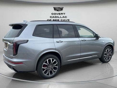 New 2025 Cadillac XT6 Sport w/ Technology Package image 16