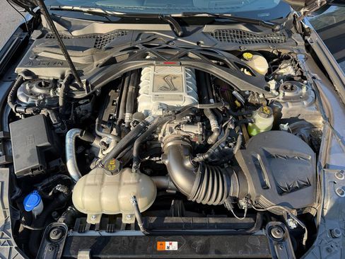 Used 2021 Ford Mustang Shelby GT500 RWD image 15