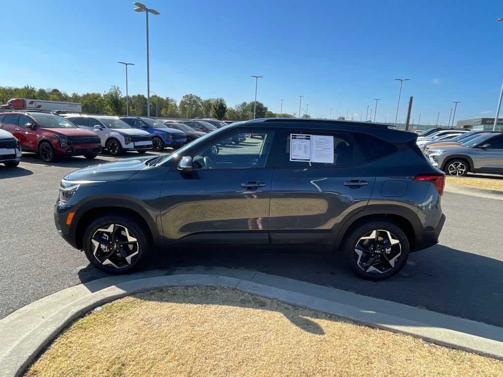 Certified 2025 Kia Seltos S AWD/4WD image 4