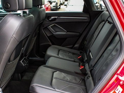 Used 2020 Audi Q3 2.0T Premium Plus w/ Premium Plus Package image 34