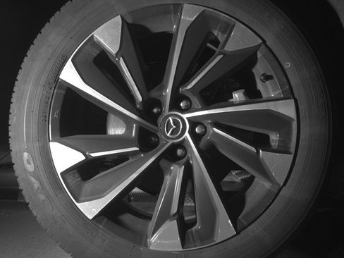 Used 2025 MAZDA CX-50 2.5 Hybrid w/ Premium Plus Pkg image 12