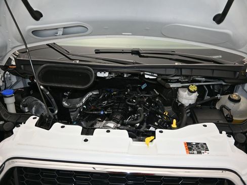 Used 2023 Ford Transit 350 XLT image 14